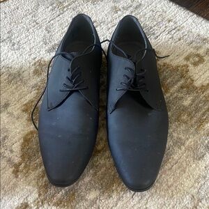 Aldo Black Oxford Shoes Sleek Minimalist Design